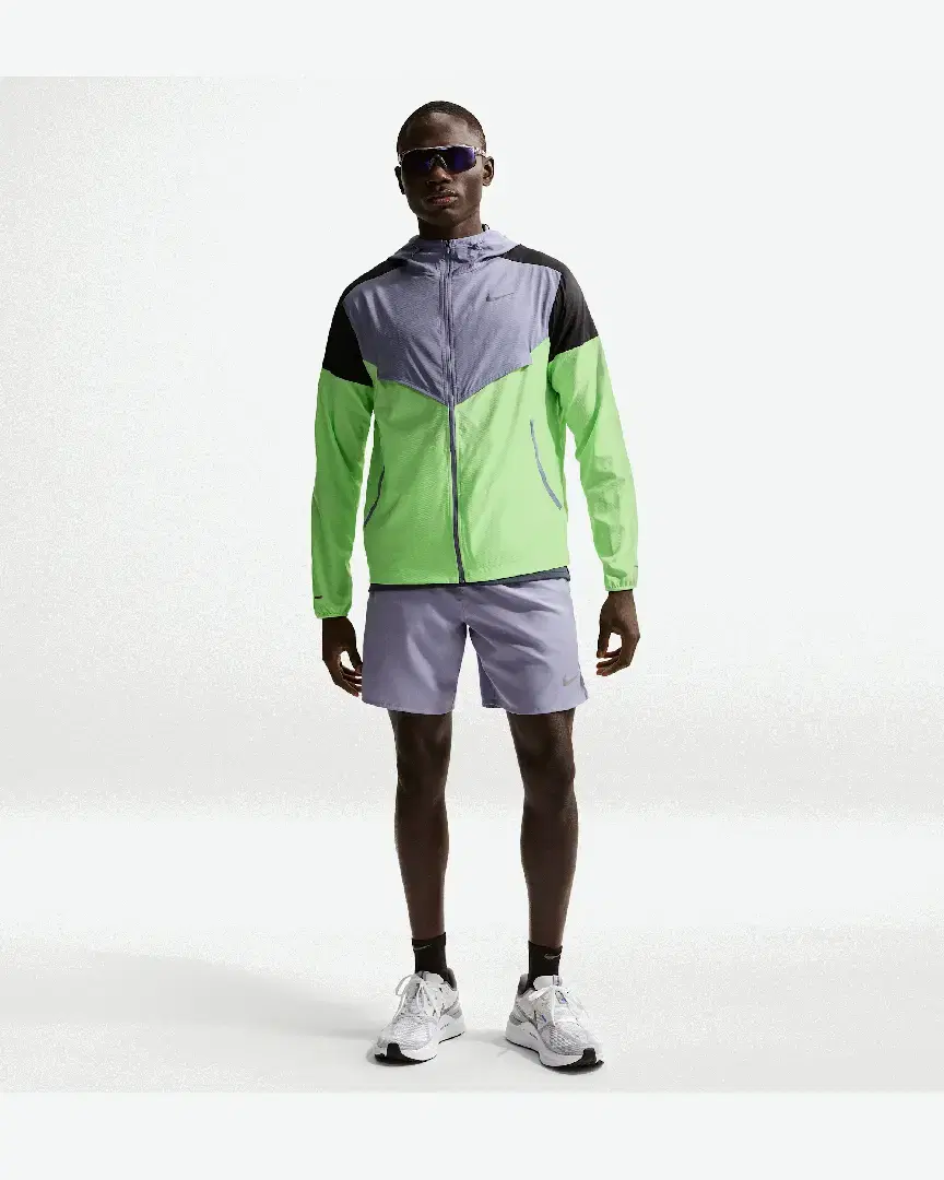 Veste À Capuche Nike Impossibly Light Windrunner M - HV6521-506 (3) au meilleur prix !