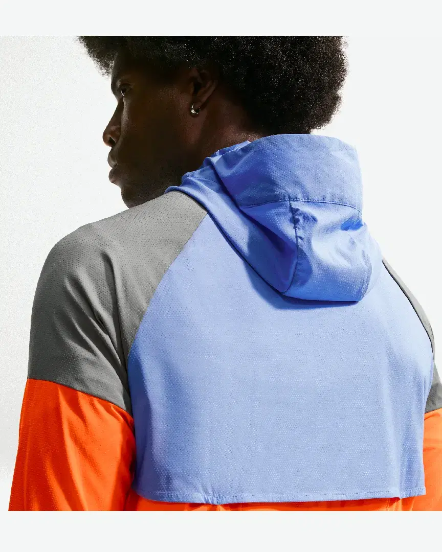 Veste À Capuche Nike Impossibly Light Windrunner M - HV6521-803 (1) au meilleur prix !