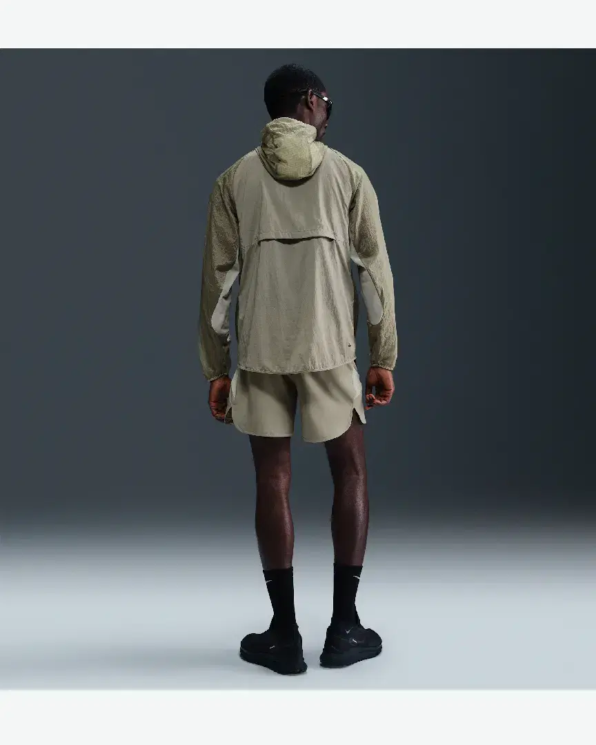 Veste Nike Trail Aireez M - FN4002-320 (1) au meilleur prix !