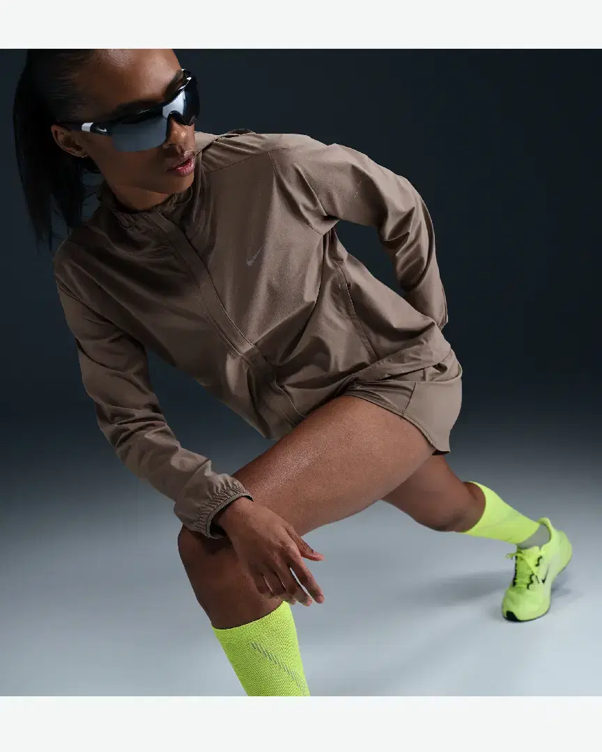 Veste Repliable Et Déperlante Nike Swift W - HQ0650-214 (2) au meilleur prix !