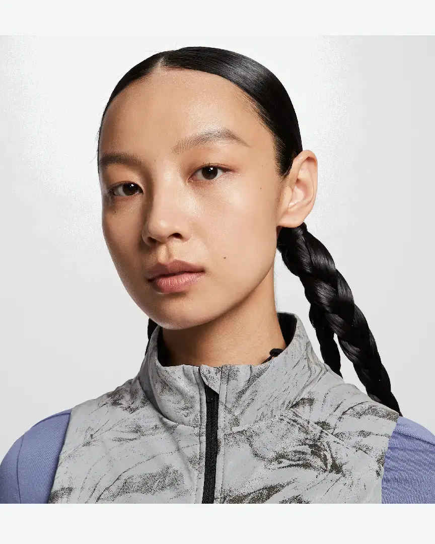 Veste Sans Manches À Motif Réfléchissant Therma-Fit Adv Nike Swift W - HV2762-078 (2) au meilleur prix !