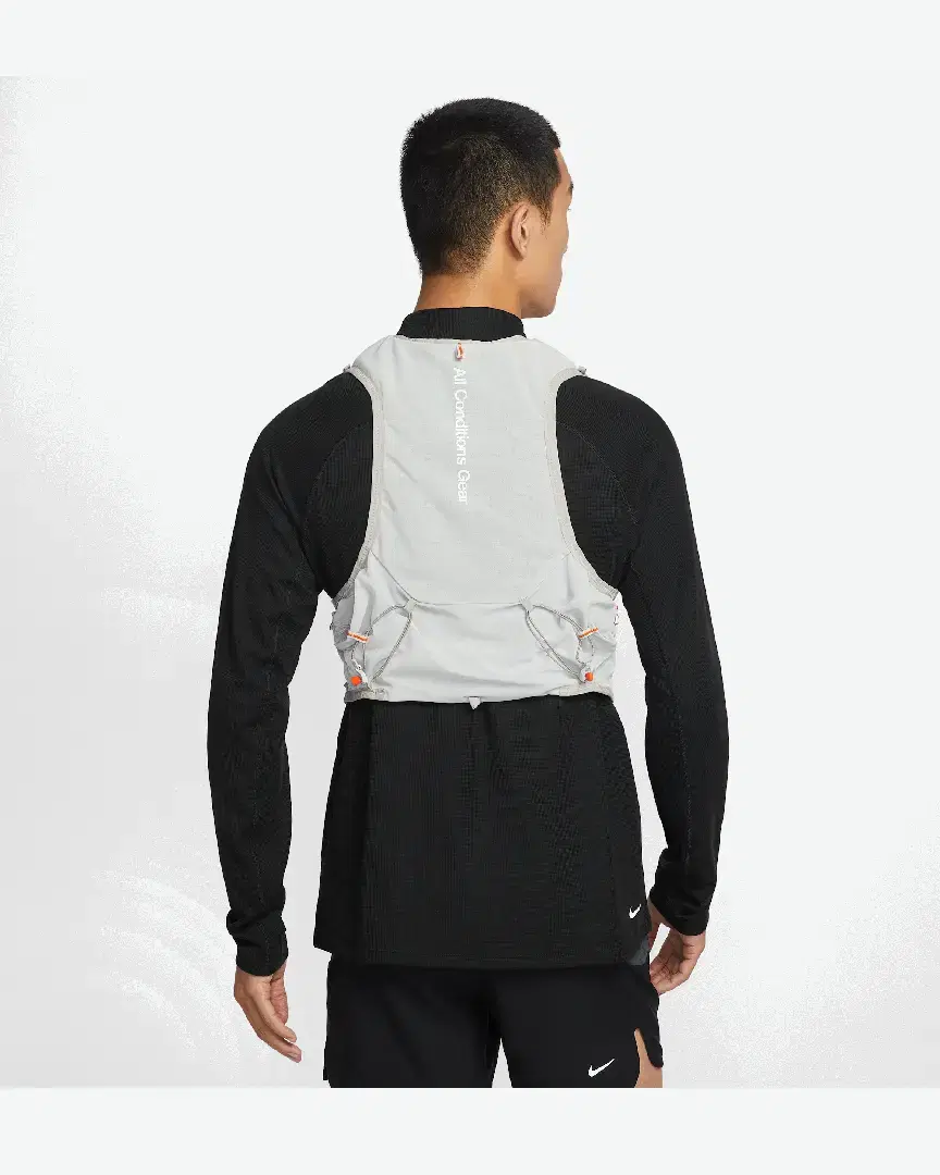 Veste Sans Manches Nike Acg Goat Pack (5 L) - IQ7354-039 (1) au meilleur prix !